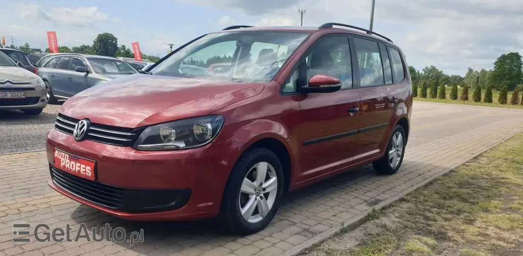 VOLKSWAGEN Touran 