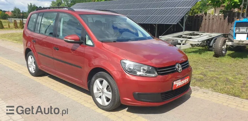 VOLKSWAGEN Touran 