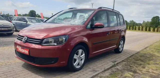 VOLKSWAGEN Touran 