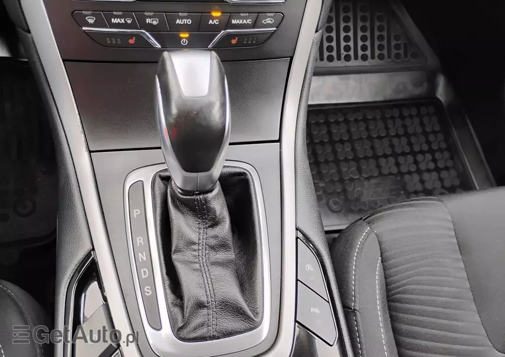 FORD S-Max 2.0 TDCi Trend PowerShift