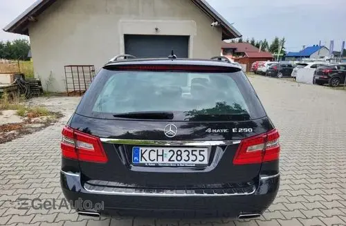 MERCEDES-BENZ Klasa E 