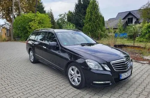 MERCEDES-BENZ Klasa E 