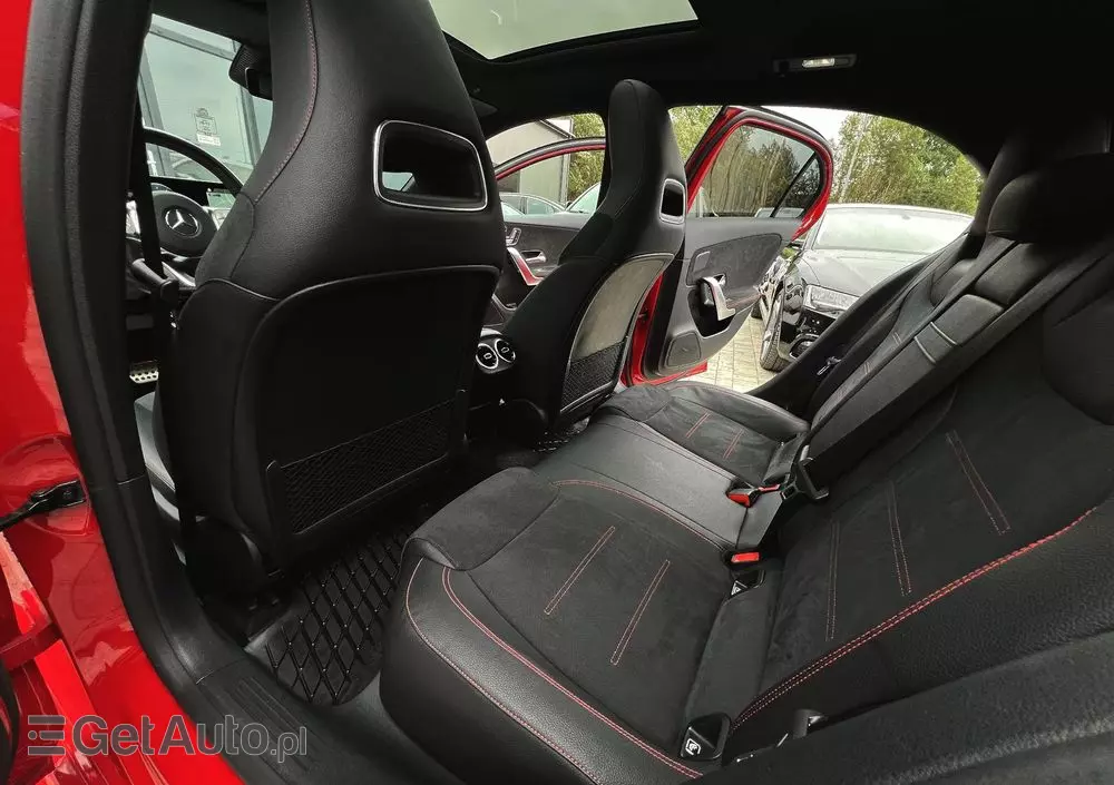 MERCEDES-BENZ Klasa A 220 4-Matic AMG Line 7G-DCT