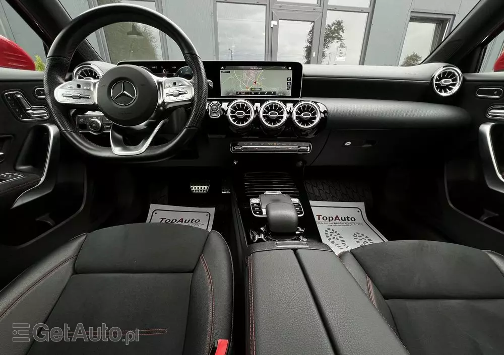 MERCEDES-BENZ Klasa A 220 4-Matic AMG Line 7G-DCT
