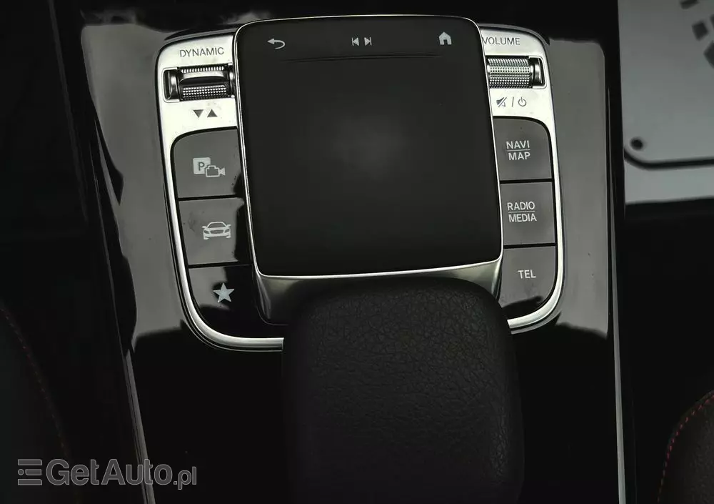 MERCEDES-BENZ Klasa A 220 4-Matic AMG Line 7G-DCT