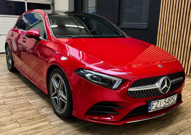 MERCEDES-BENZ Klasa A 220 4-Matic AMG Line 7G-DCT
