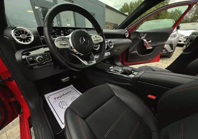MERCEDES-BENZ Klasa A 220 4-Matic AMG Line 7G-DCT