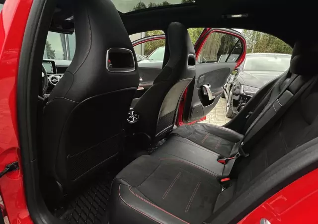 MERCEDES-BENZ Klasa A 220 4-Matic AMG Line 7G-DCT