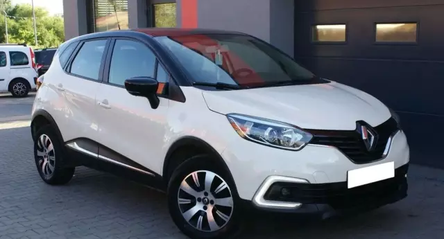 RENAULT Captur 