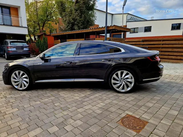VOLKSWAGEN Arteon R-Line DSG