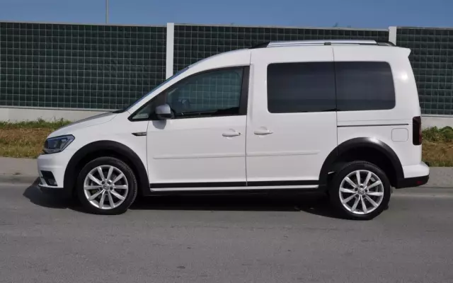 VOLKSWAGEN Caddy 2.0 TDI Alltrack 4Motion DSG