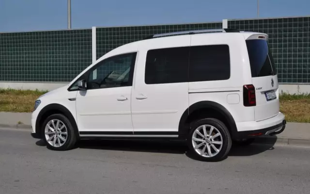 VOLKSWAGEN Caddy 2.0 TDI Alltrack 4Motion DSG