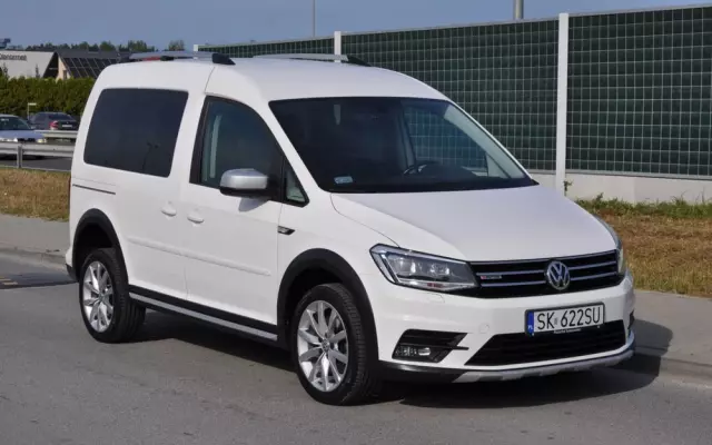 VOLKSWAGEN Caddy 2.0 TDI Alltrack 4Motion DSG