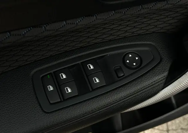 BMW Seria 1 116i Edition M Sport Shadow