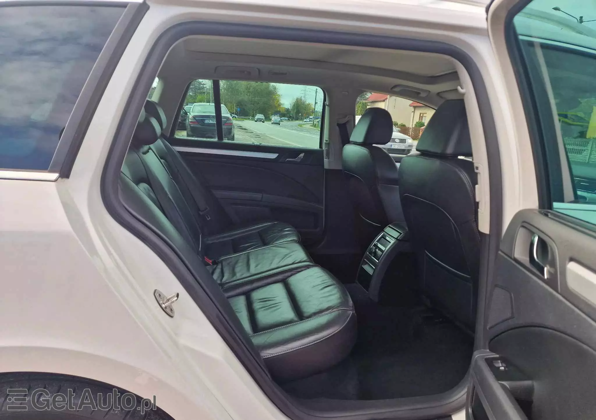 SKODA Superb 2.0 TDI Exclusive