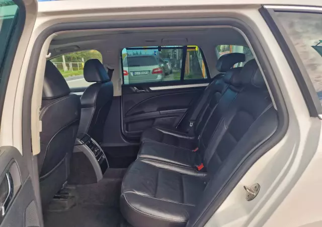 SKODA Superb 2.0 TDI Exclusive