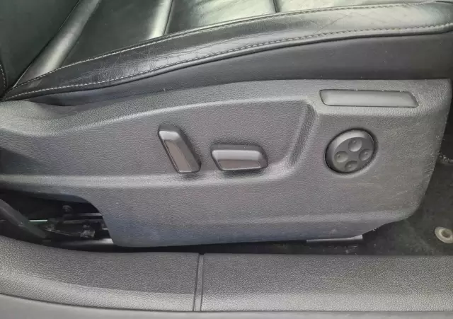 SKODA Superb 2.0 TDI Exclusive