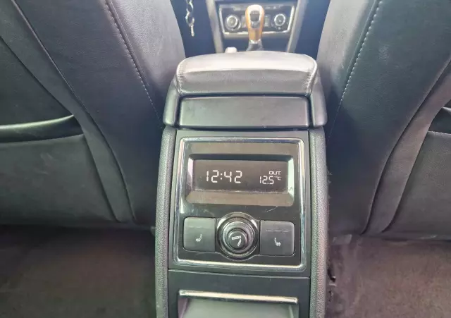 SKODA Superb 2.0 TDI Exclusive