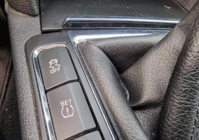 SKODA Superb 2.0 TDI Exclusive