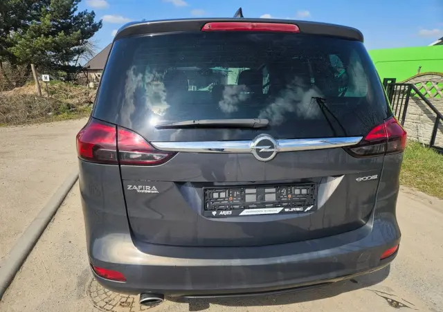 OPEL Zafira 2.0 D (CDTI ecoFLEX) Start/Stop Business Edition