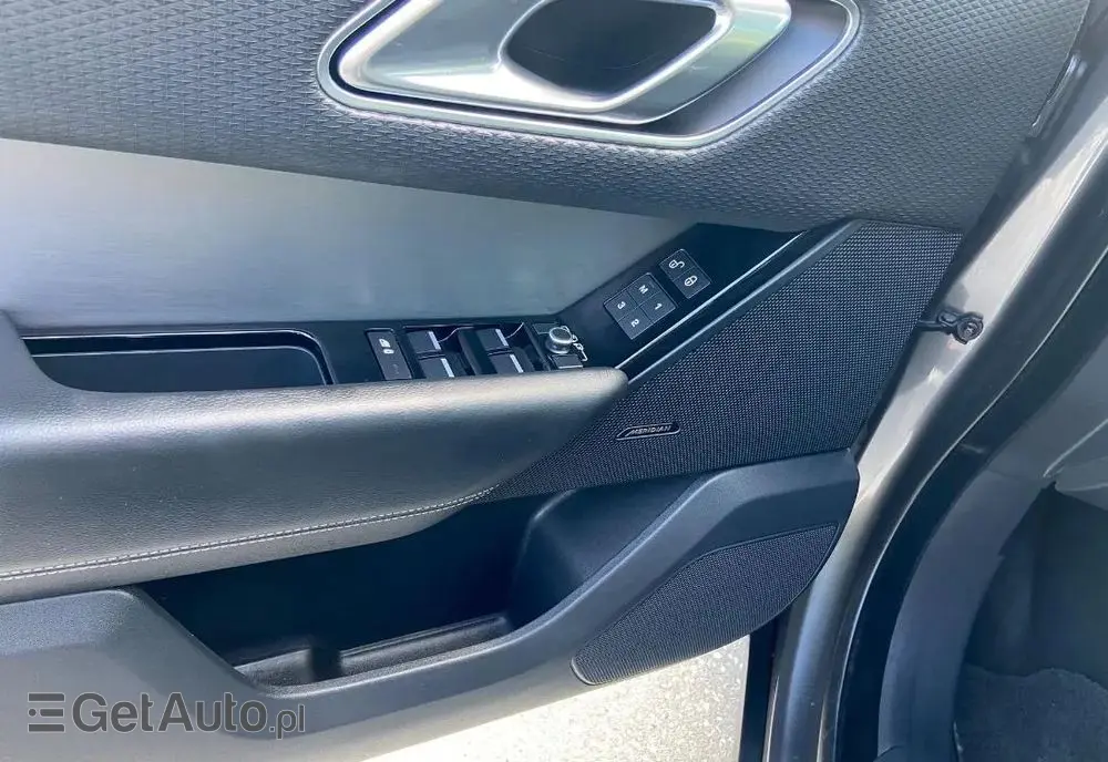 LAND ROVER Range Rover Velar 2.0d R-Dynamic
