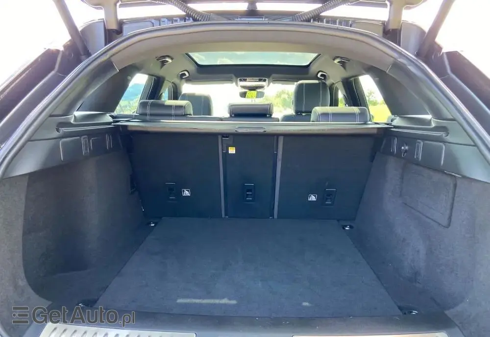 LAND ROVER Range Rover Velar 2.0d R-Dynamic