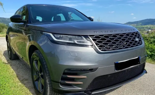 LAND ROVER Range Rover Velar 2.0d R-Dynamic