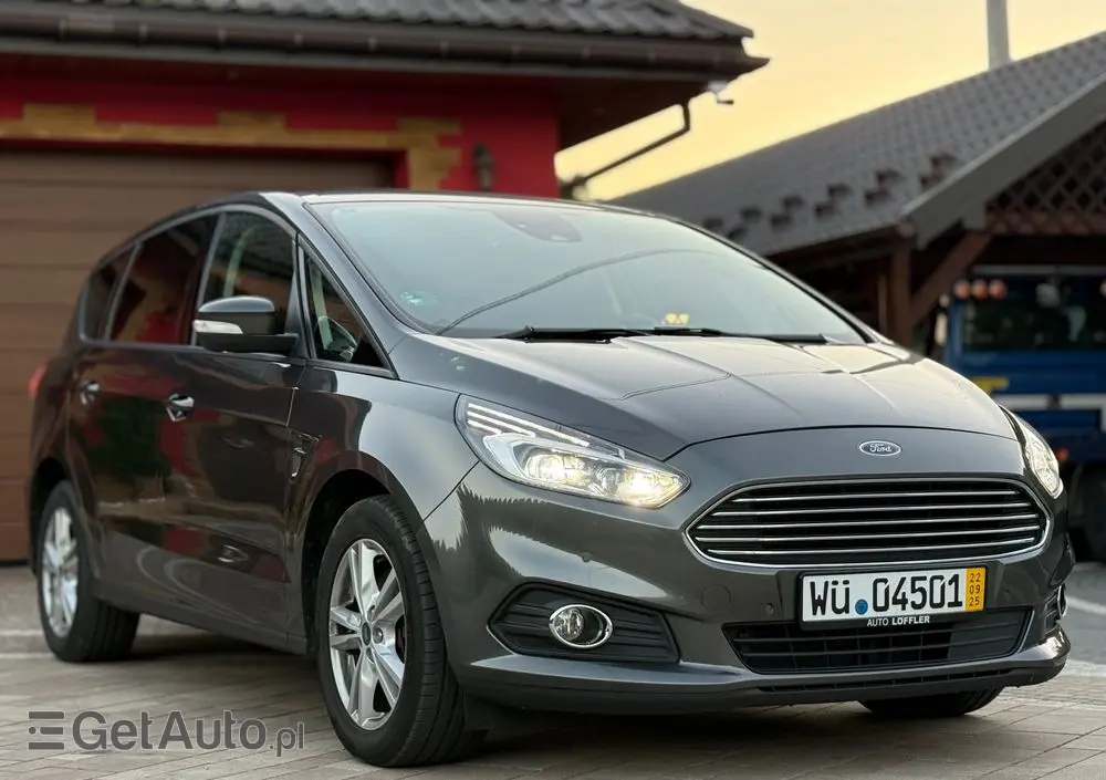 FORD S-Max 2.0 TDCi Titanium PowerShift