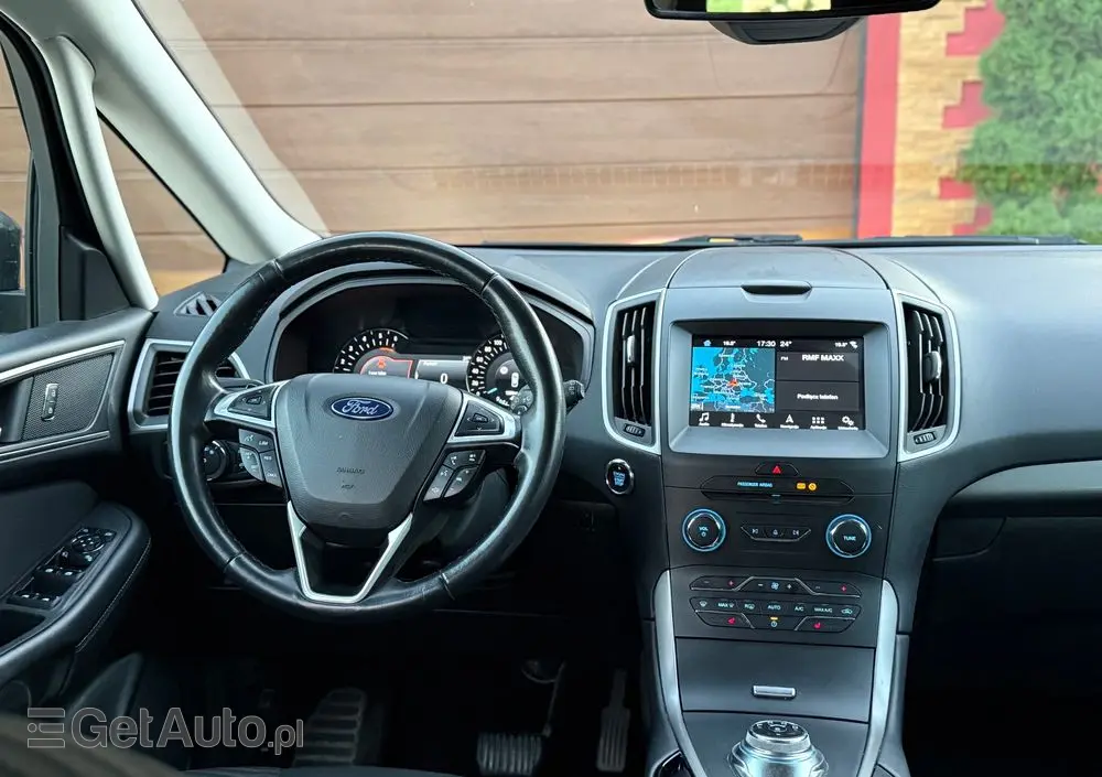 FORD S-Max 2.0 TDCi Titanium PowerShift
