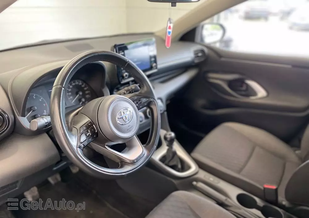TOYOTA Yaris 1.5 Comfort