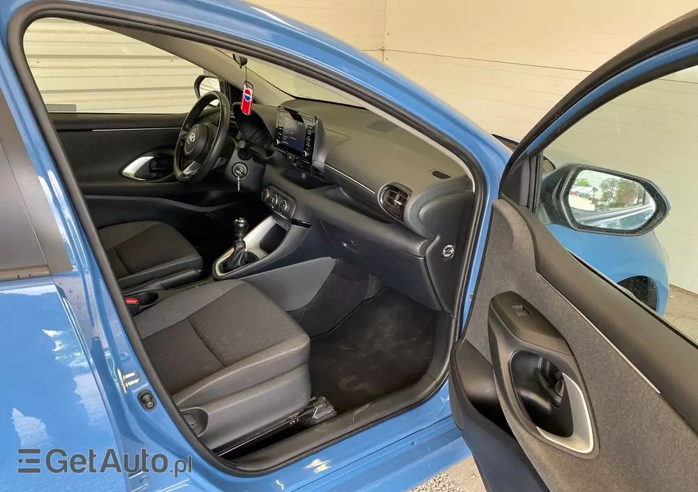TOYOTA Yaris 1.5 Comfort