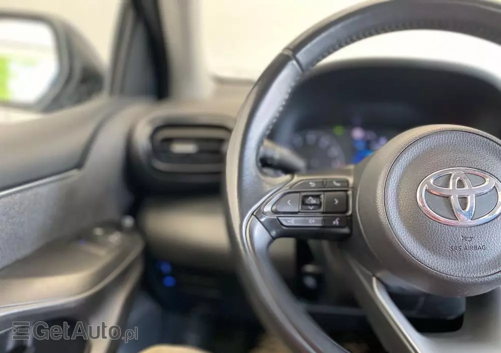 TOYOTA Yaris 1.5 Comfort