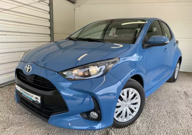TOYOTA Yaris 1.5 Comfort