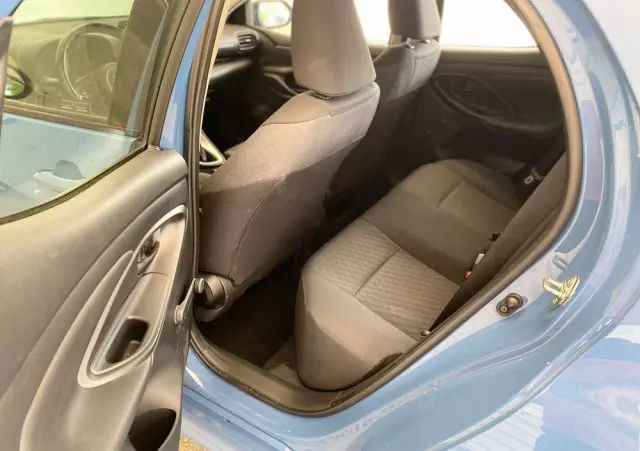 TOYOTA Yaris 1.5 Comfort