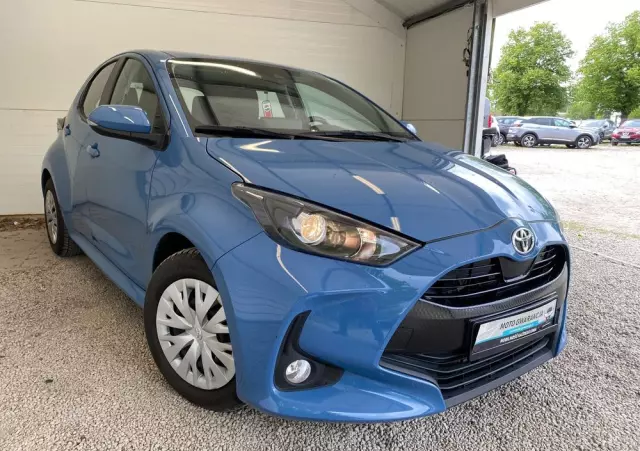 TOYOTA Yaris 1.5 Comfort