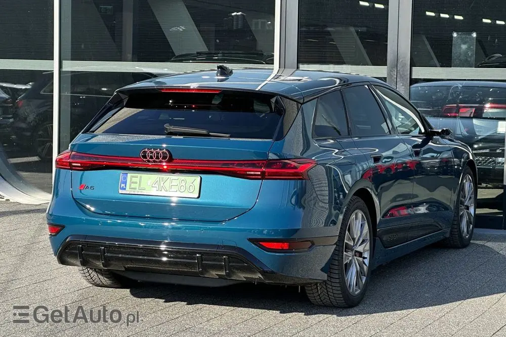 AUDI A6 Sportback e-tron 