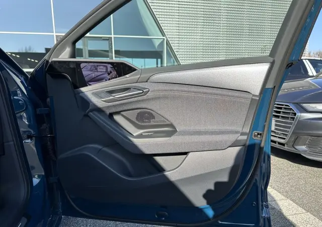 AUDI A6 Sportback e-tron 