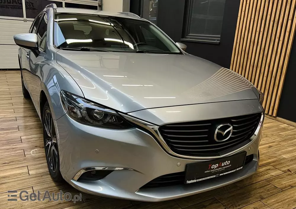 MAZDA 6 