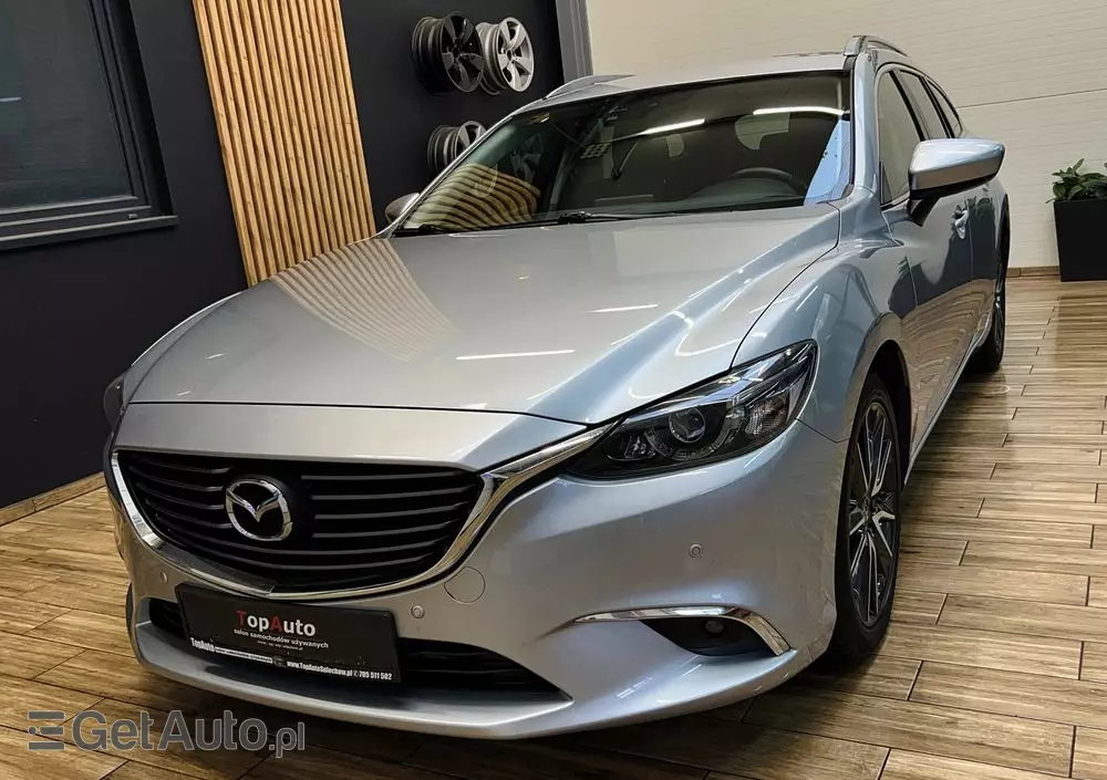 MAZDA 6 