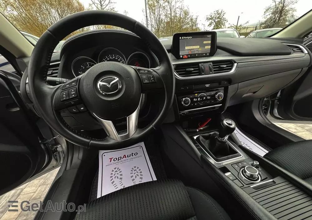 MAZDA 6 
