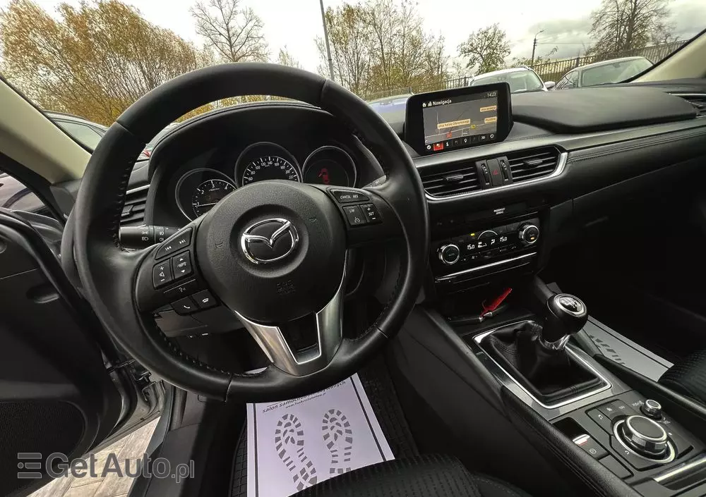 MAZDA 6 