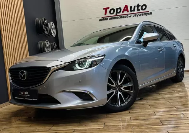MAZDA 6 
