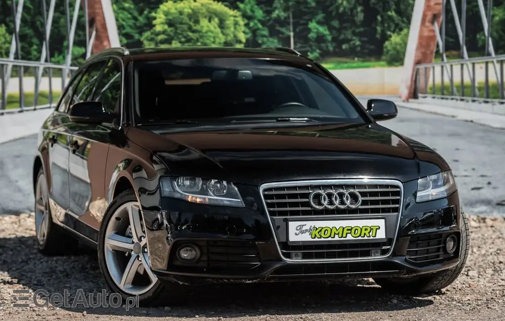 AUDI A4 