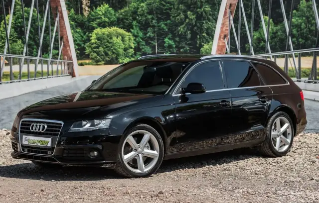 AUDI A4 