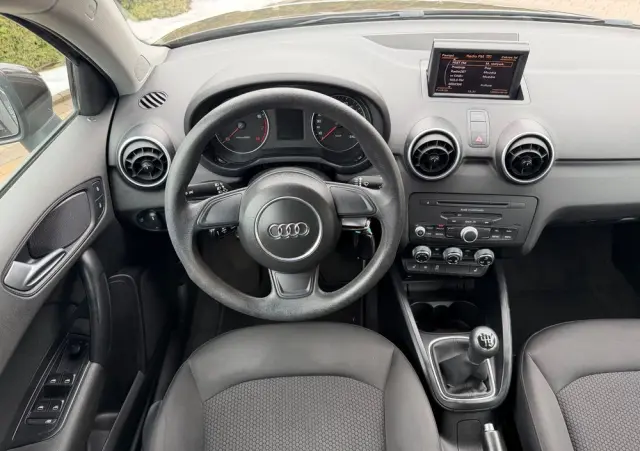 AUDI A1 Sportback 1.4 TFSI Attraction