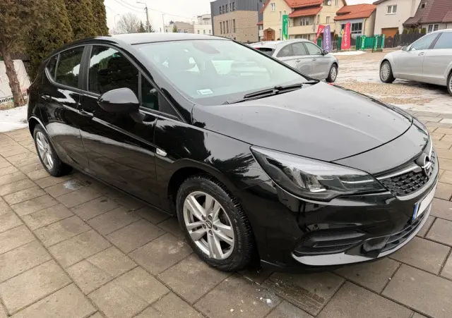 OPEL Astra 1.2 T Edition S&S