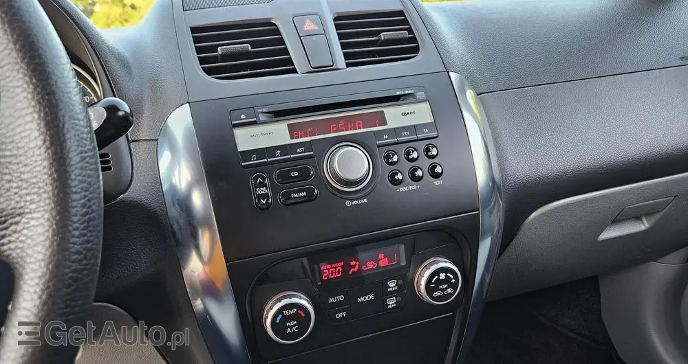 SUZUKI SX4 1.6 Premium