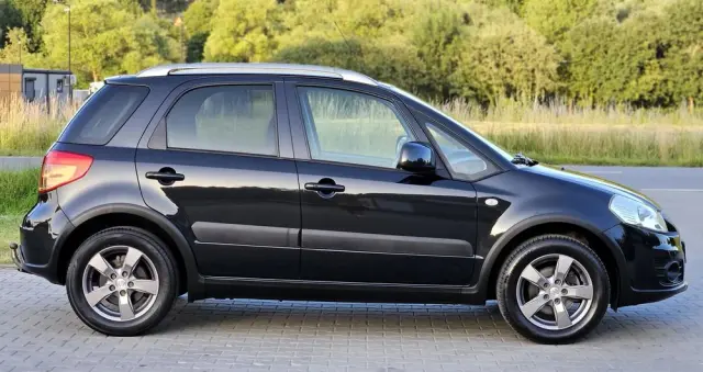 SUZUKI SX4 1.6 Premium