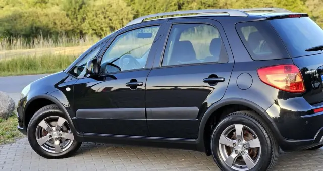 SUZUKI SX4 1.6 Premium
