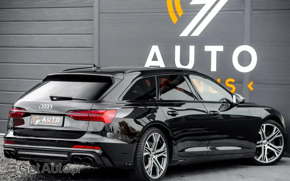 AUDI S6 Avant 